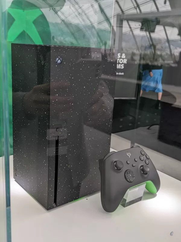 Yeni Xbox Serisi X Modeli