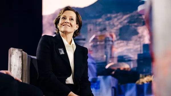 Le tisserand de Mandalorian & Grogu's Sigourney sur Grogu vole son cœur et plus - la célébration de Star Wars