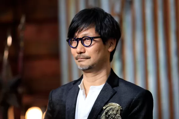 Hideo Kojima lascia il bastone USB di idee per il personale dopo la sua morte, simile a una volontà
