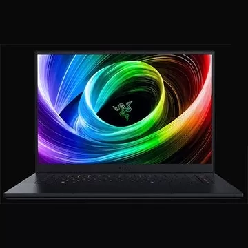 Razer Blade 18帶RTX 5000系列GPU的遊戲筆記本電腦
