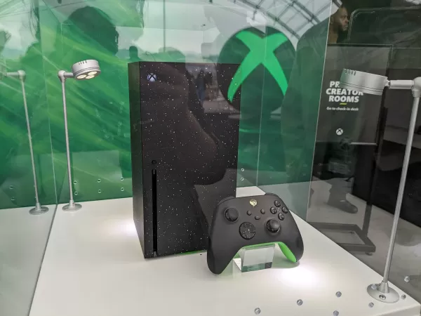 Yeni Xbox Serisi X Modeli